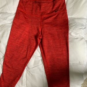 NIKE workout capris